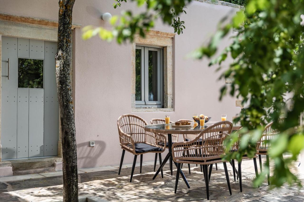 Serenity Village Apérathosz Kültér fotó